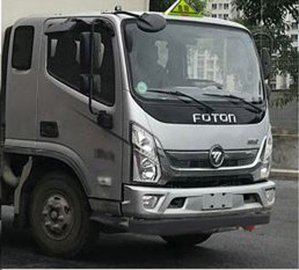 楚勝牌CSC5108XRQB6型易燃?xì)怏w廂式運(yùn)輸車(chē)