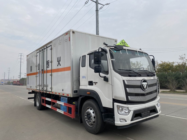 楚勝牌CSC5180XDGB6毒性和感染性物品廂式運(yùn)輸車(chē)